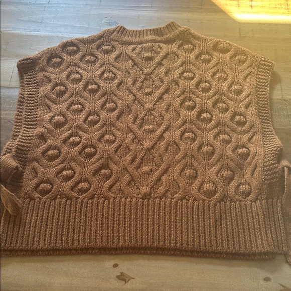 LOFT Brown Cable Knit Sweater Vest - Picture 10 of 11